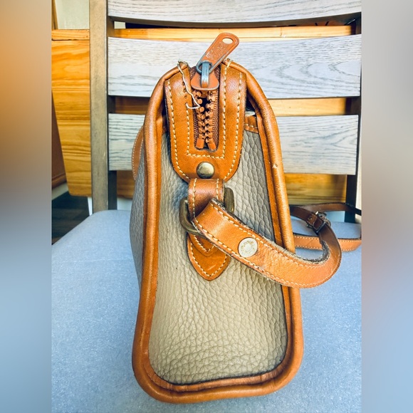 Dooney & Bourke vintage Crossbody bag - Picture 5 of 12